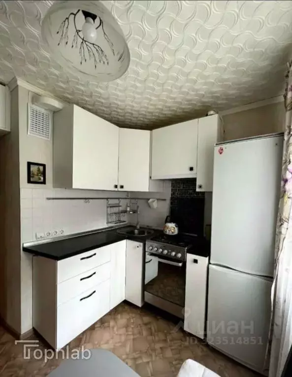 2-к кв. Владимирская область, Владимир ул. Белоконской, 15 (42.8 м) - Фото 1