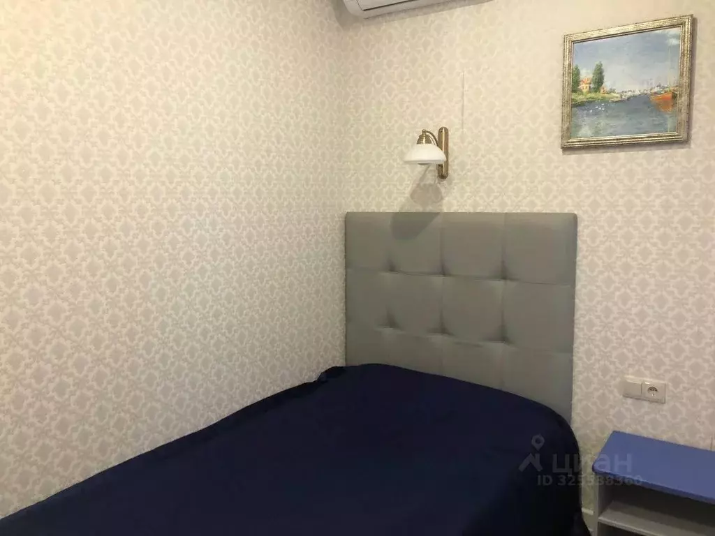 Комната Ставропольский край, Кисловодск Курортный бул., 5 (14.0 м) - Фото 1