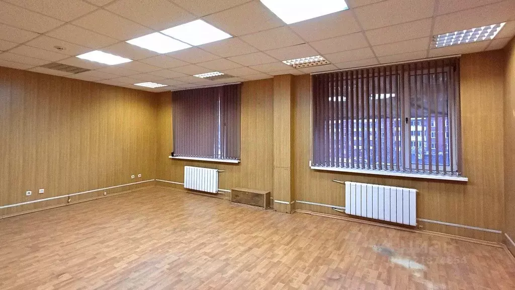 Офис в Свердловская область, Екатеринбург ул. Уральская, 3 (47 м) - Фото 1