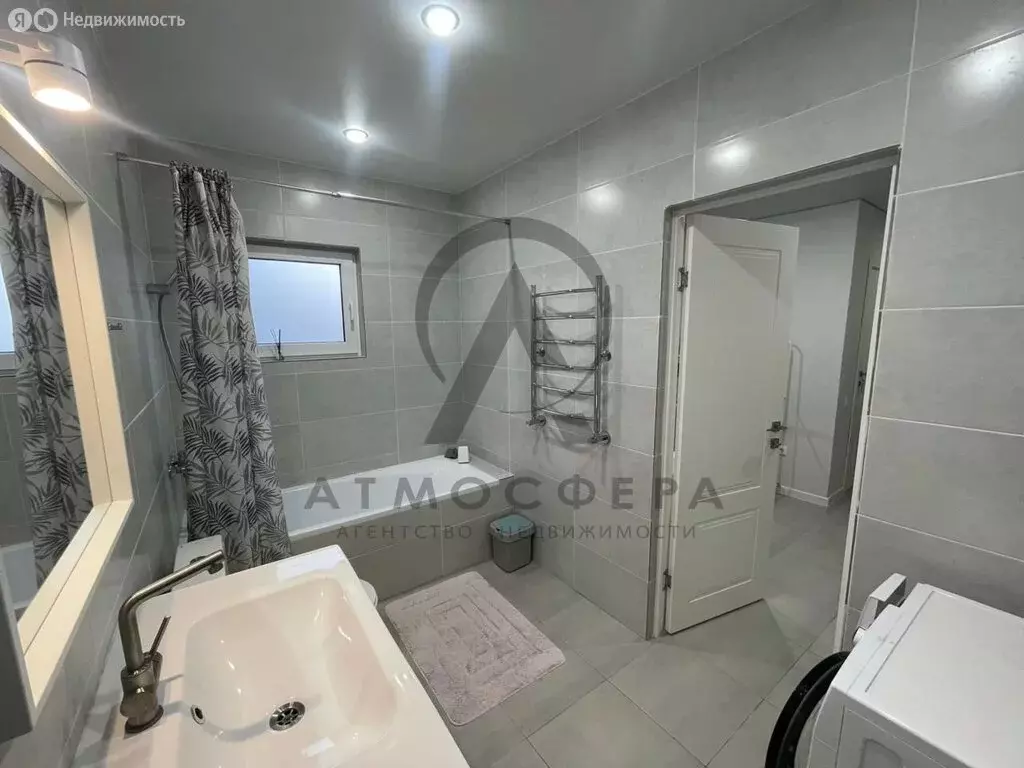 3-комнатная квартира: посёлок городского типа Джубга, Кооперативная ... - Фото 2