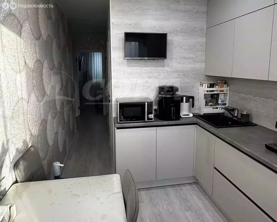 3-комнатная квартира: Тобольск, 7-й микрорайон, 7 (59.3 м) - Фото 2