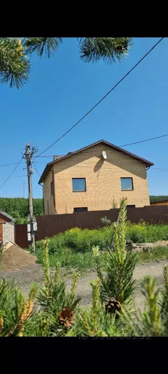 Дом в Татарстан, с. Верхний Услон ул. Коновалова, 32 (307 м) - Фото 1