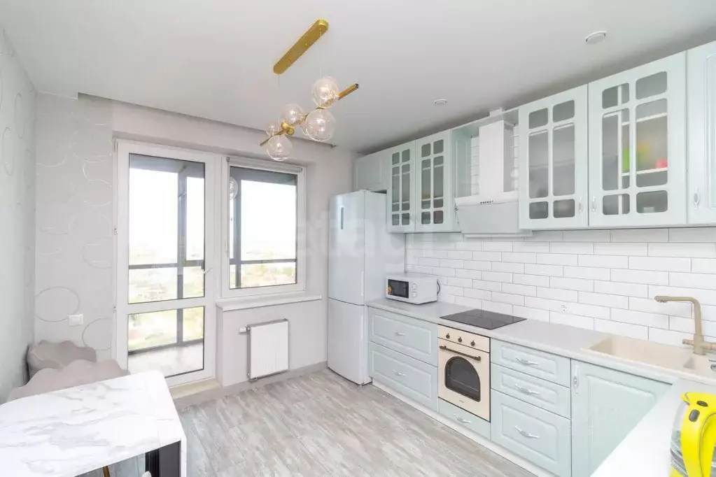 1-к кв. Тюменская область, Тюмень ул. Тальниковая, 3 (36.0 м) - Фото 1