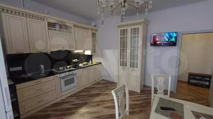 1-к. квартира, 54,7 м, 5/10 эт. - Фото 0