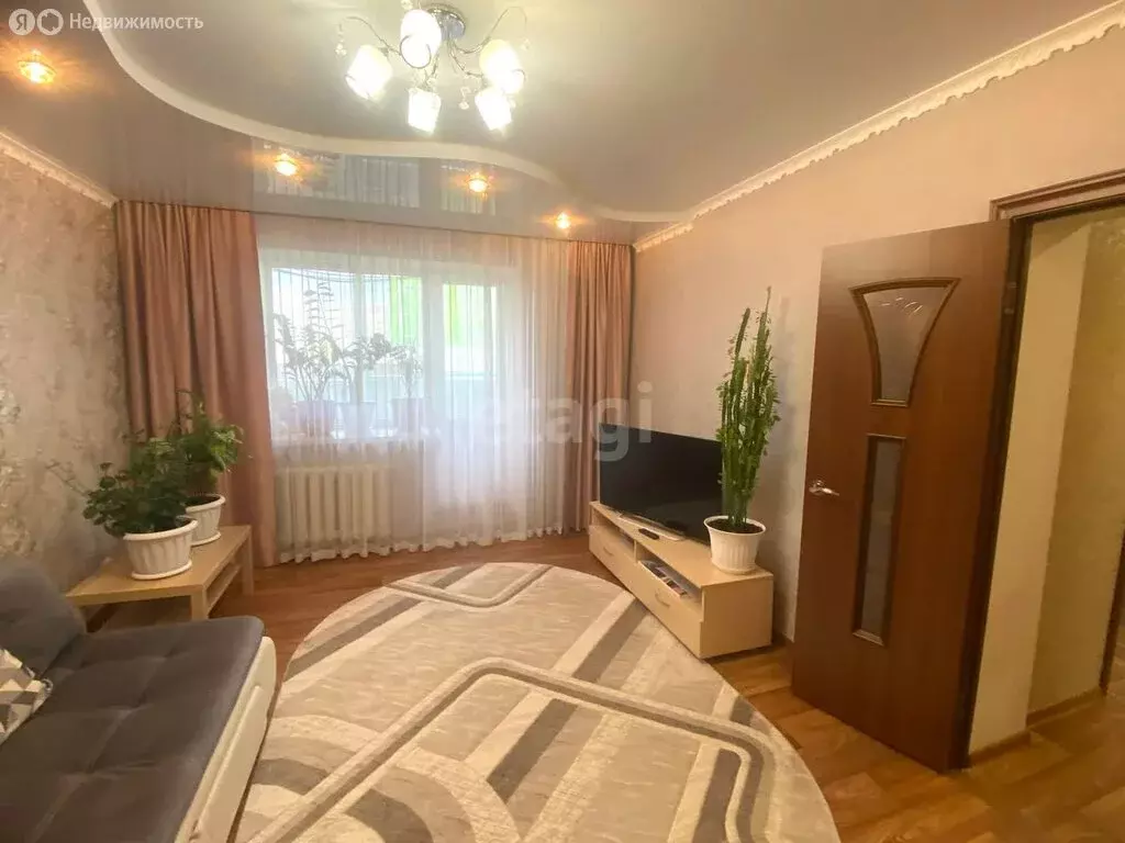 2-комнатная квартира: Нефтекамск, улица Энергетиков, 11Б (57.9 м) - Фото 1