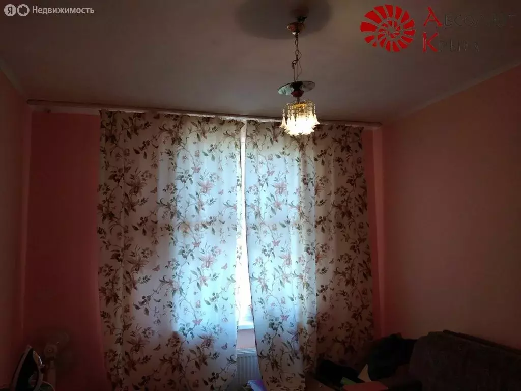 3-комнатная квартира: Феодосия, улица Десантников, 7Б (91 м) - Фото 1