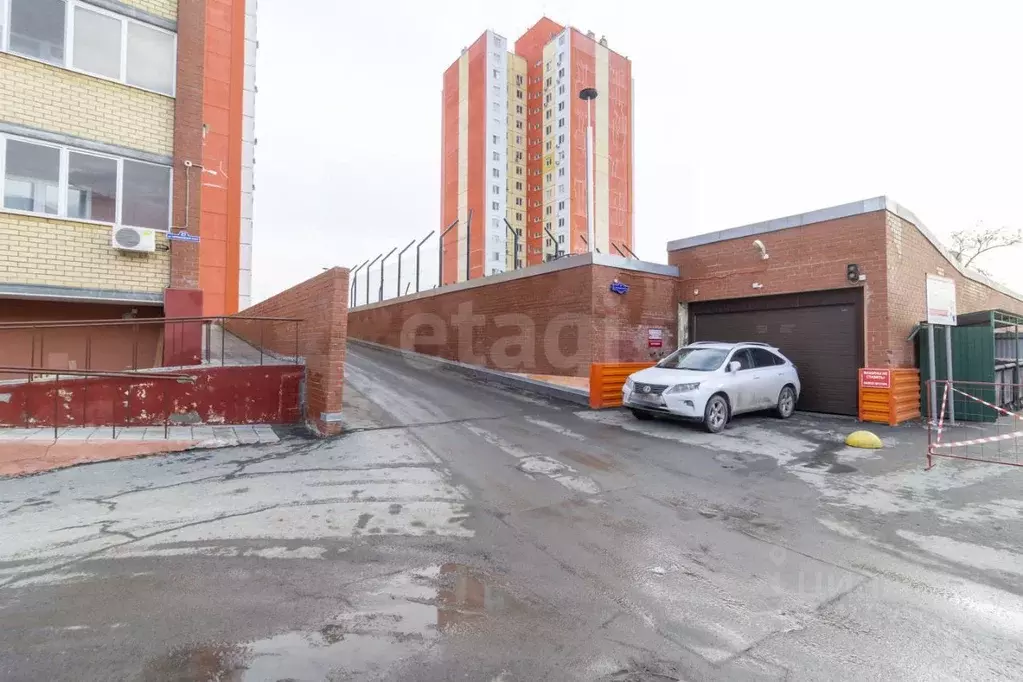 Помещение свободного назначения в Тюменская область, Тюмень ул. ... - Фото 1