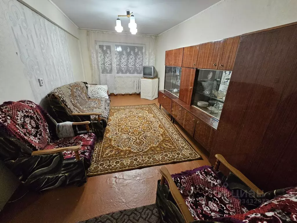 2-к кв. Омская область, Омск 3-й мкр, ул. Путилова, 11 (47.0 м) - Фото 0