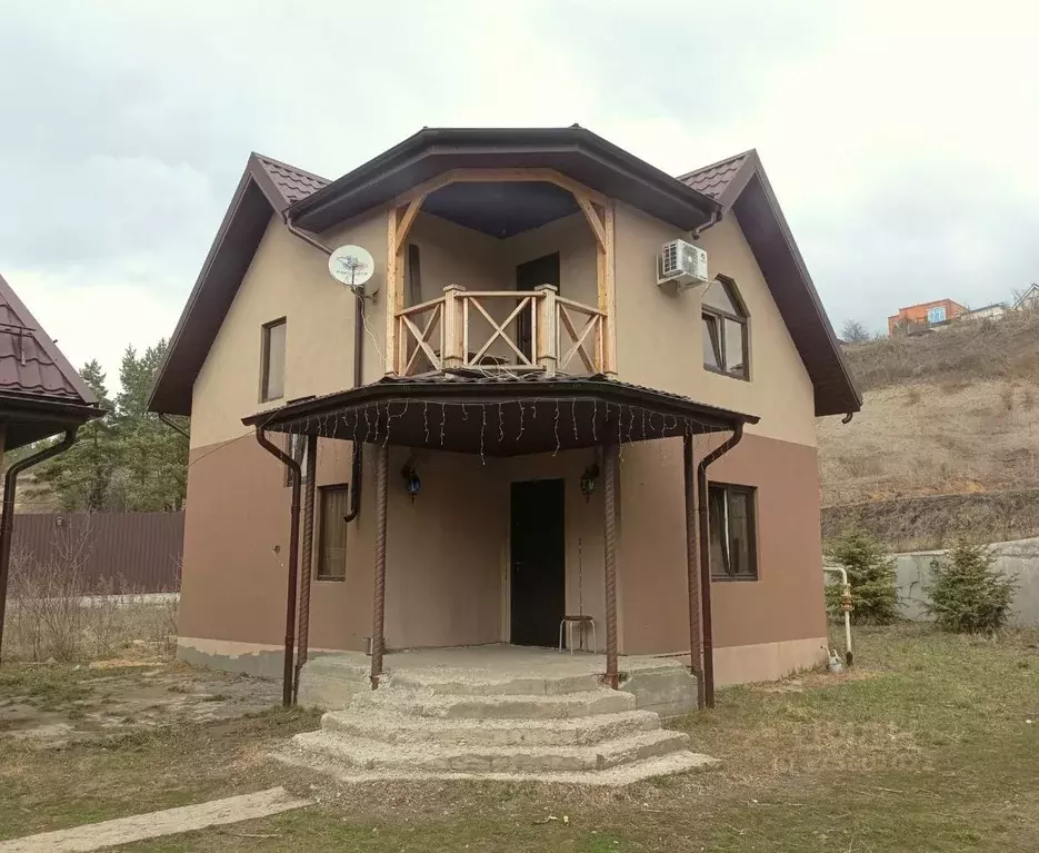 Дом в Курская область, Курский район, Моковский сельсовет, д. Майская ... - Фото 0