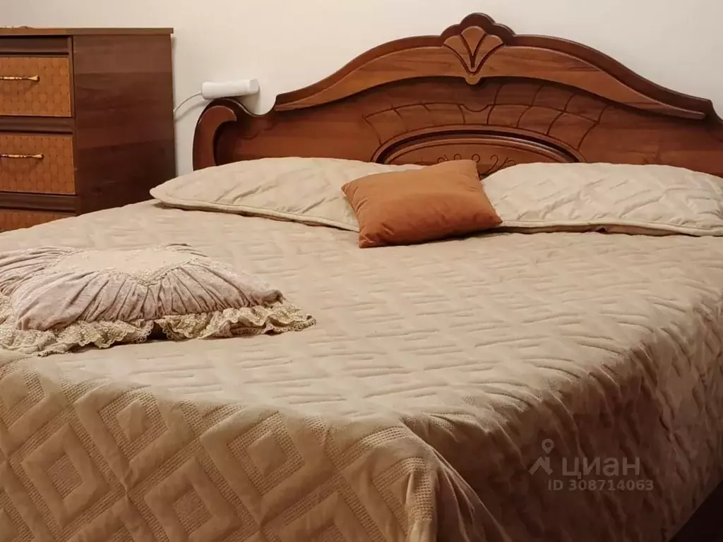 2-к кв. Кабардино-Балкария, Нальчик ул. Ахохова, 141Б (70.0 м) - Фото 2