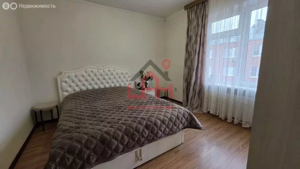 4-комнатная квартира: станица Ессентукская, улица Гагарина, 5к2 (98 м) - Фото 1