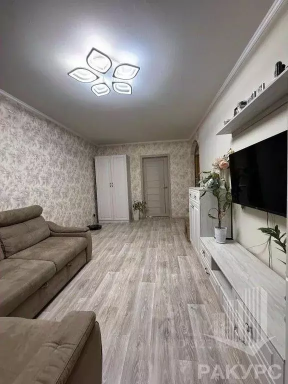 3-к кв. Пермский край, Пермь ул. Мира, 113 (60.7 м) - Фото 2