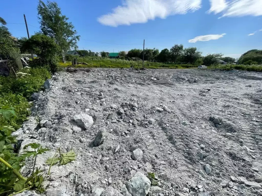 Участок в Сахалинская область, Долинский городской округ, с. Сокол ул. ... - Фото 1