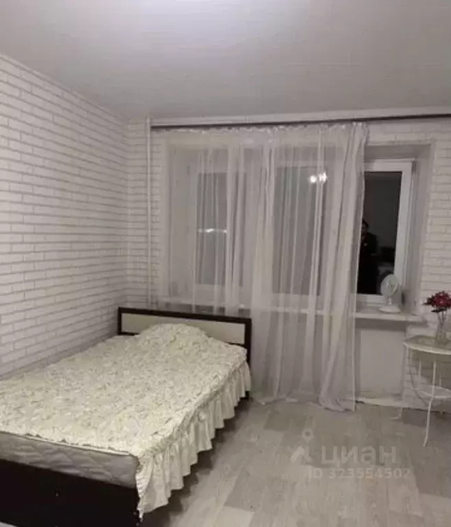 Комната Чувашия, Чебоксары Привокзальная ул., 4 (18.0 м) - Фото 1