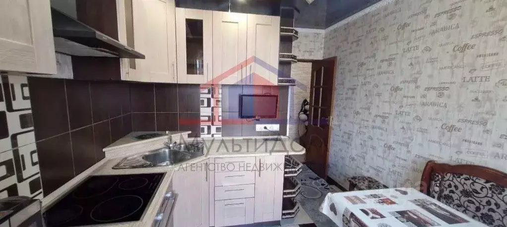 3-к кв. Белгородская область, Старый Оскол Лесной мкр, 17 (65.0 м) - Фото 2