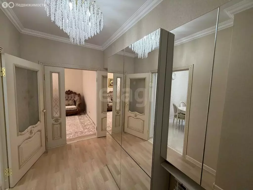 3-комнатная квартира: Магас, проспект Идриса Зязикова, 32А (80 м) - Фото 2