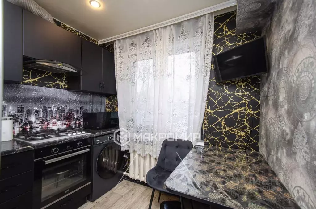 1-к кв. Брянская область, Брянск ул. Горбатова, 1А (31.0 м) - Фото 2