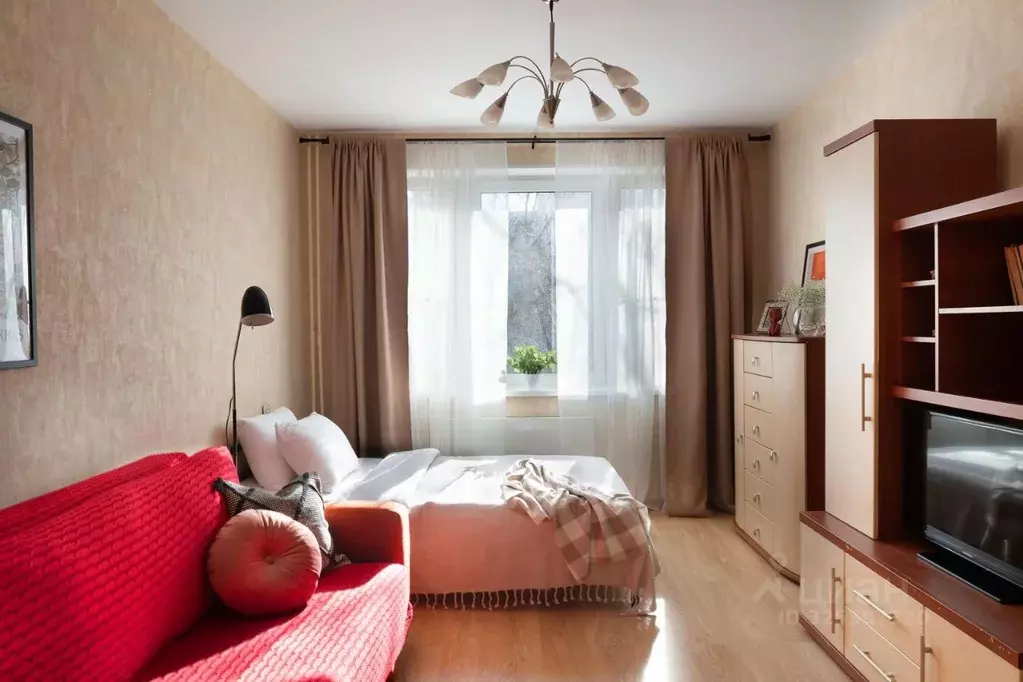 2-к кв. Москва ул. Генерала Антонова, 5К1 (45.0 м) - Фото 1