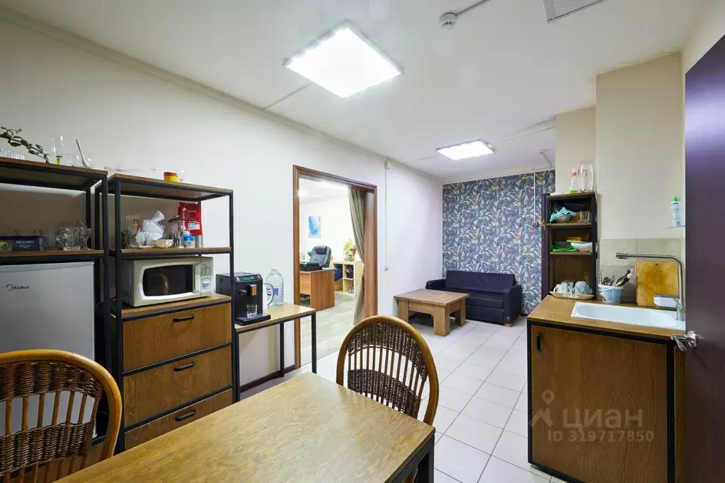 Торговая площадь в Челябинская область, Челябинск ул. Салавата Юлаева, ... - Фото 1