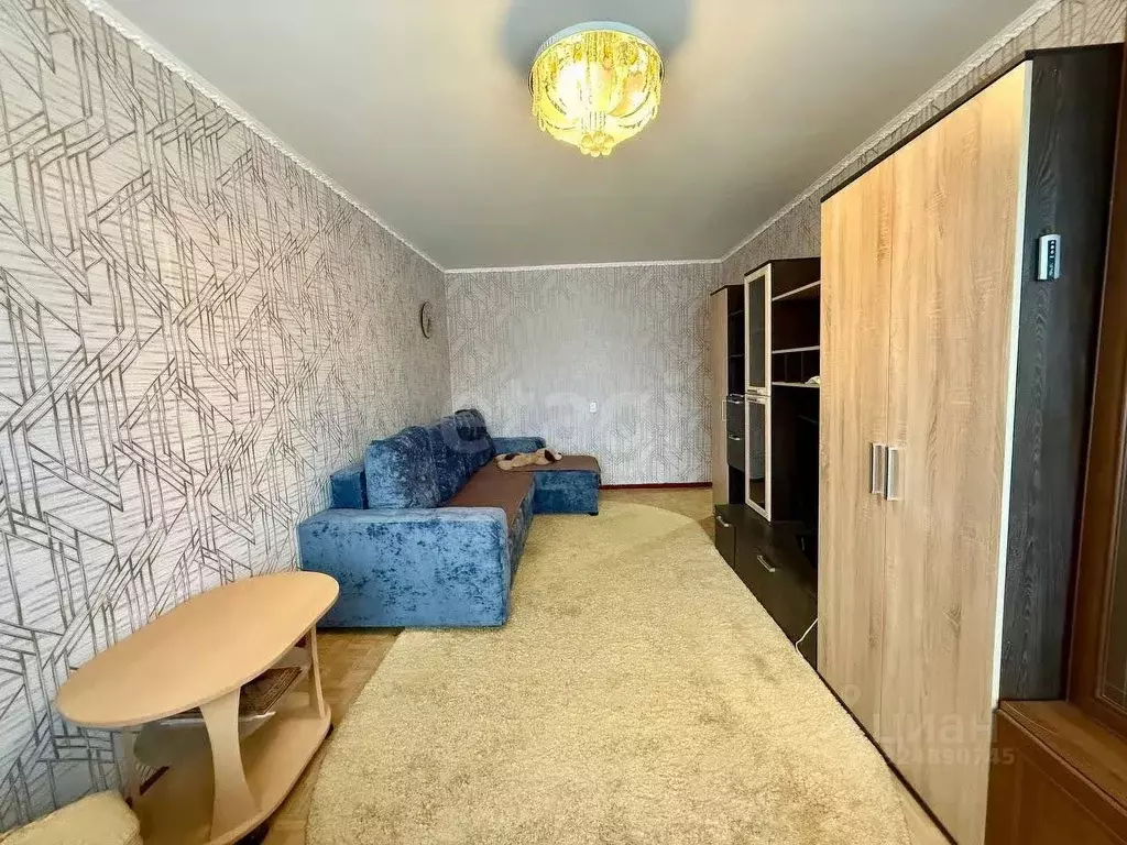 3-к кв. Псковская область, Порхов Красноармейская ул., 17 (66.7 м) - Фото 1