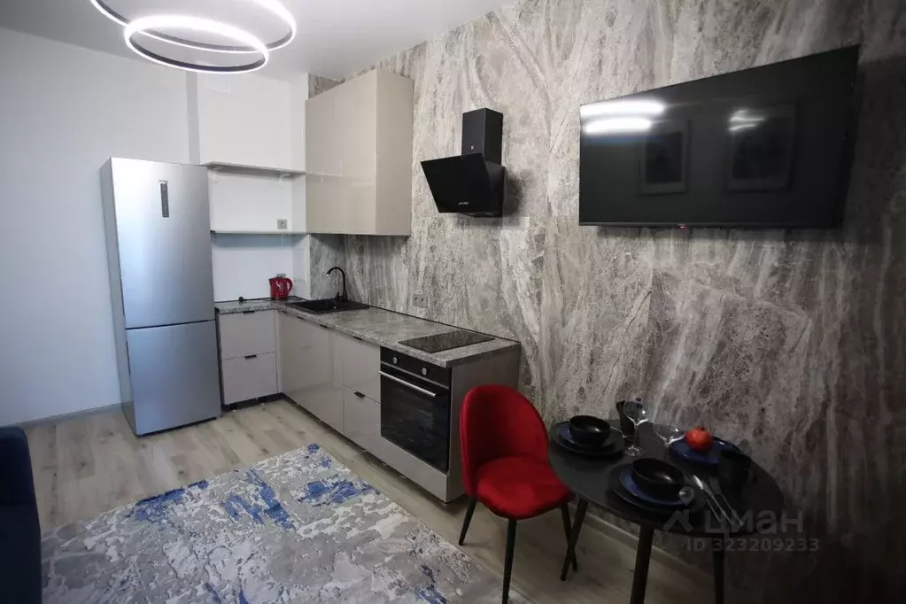 2-к кв. Красноярский край, Красноярск Октябрьская ул., 16 (44.0 м) - Фото 2