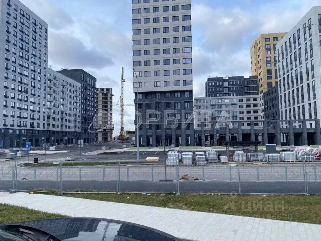 Помещение свободного назначения в Тюменская область, Тюмень ул. ... - Фото 1