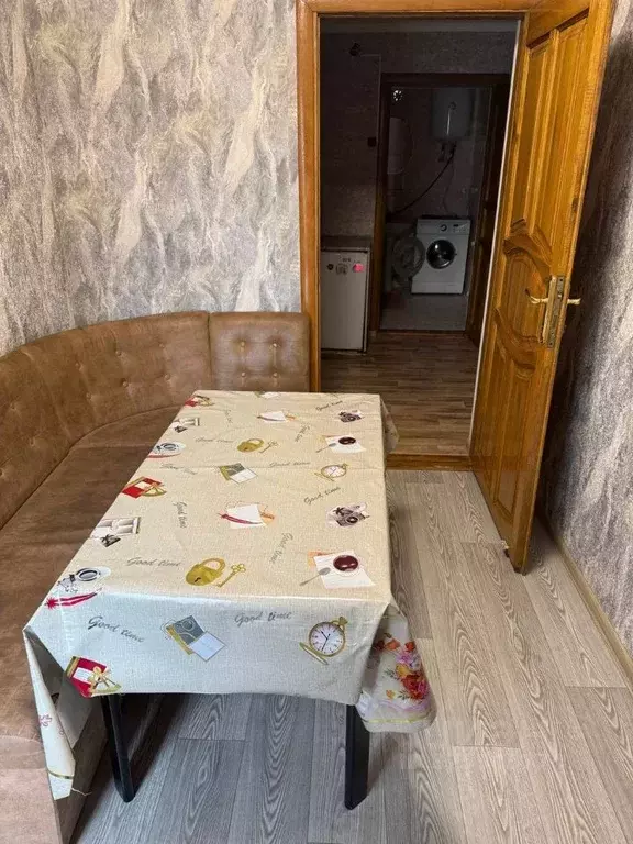 2-к кв. Крым, Симферопольский район, Молодежное пгт ул. Феодосийская ... - Фото 2