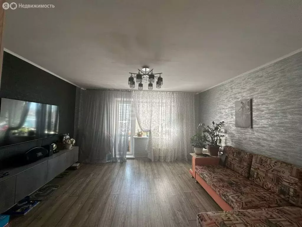 3-комнатная квартира: Томск, Иркутский тракт, 214 (64.8 м) - Фото 1