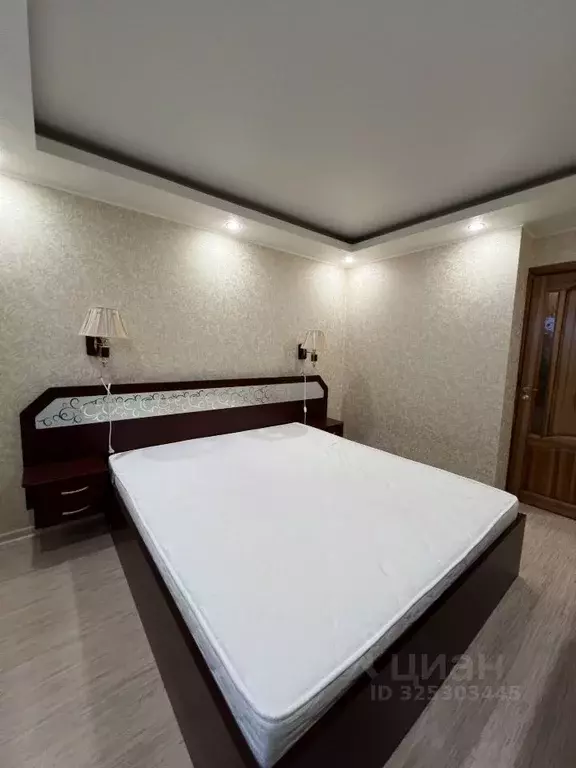 3-к кв. Кировская область, Киров ул. Воровского, 110 (60.3 м) - Фото 2