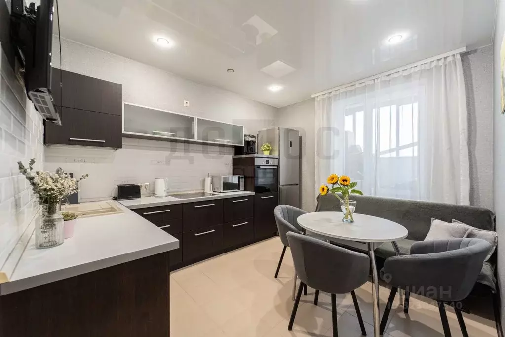 3-к кв. Свердловская область, Екатеринбург ул. Рябинина, 29 (80.1 м) - Фото 2