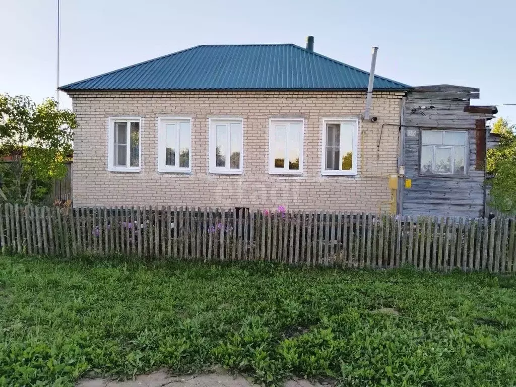 Дом в Владимирская область, Муром д. Петроково, ул. Прудовая, 25 (91 ... - Фото 0