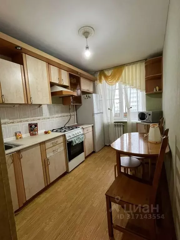 3-к кв. Татарстан, Альметьевск ул. Тельмана, 58 (80.0 м) - Фото 0