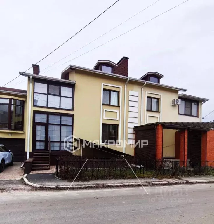 Таунхаус в Орловская область, Орел Выставочная ул., 11/7 (255 м) - Фото 2