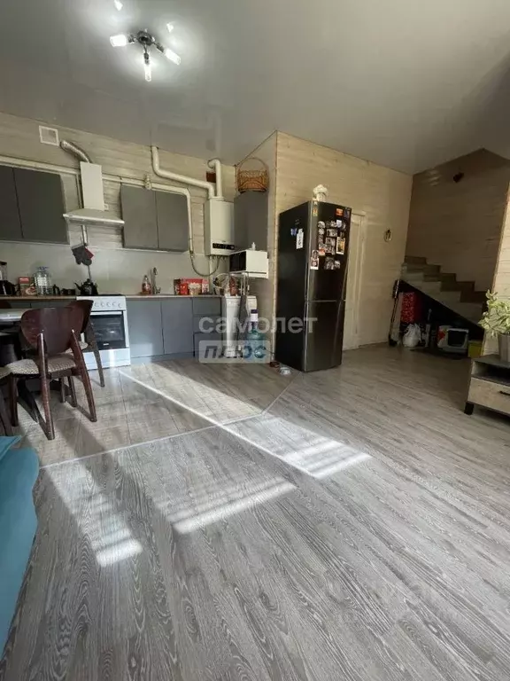 Таунхаус в Краснодарский край, Новороссийск пер. Антенный, 7 (71 м) - Фото 2