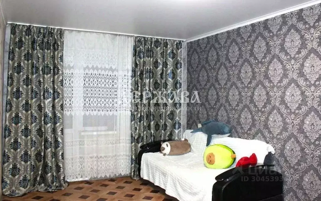 4-к кв. Белгородская область, Старый Оскол Молодогвардеец мкр, 12 ... - Фото 0