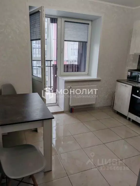 1-к кв. Белгородская область, Старый Оскол Степной мкр, 32Г (38.0 м) - Фото 2