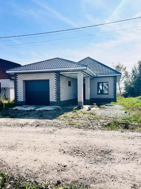 Дом в Алтайский край, Барнаул городской округ, пос. Центральный ул. ... - Фото 2