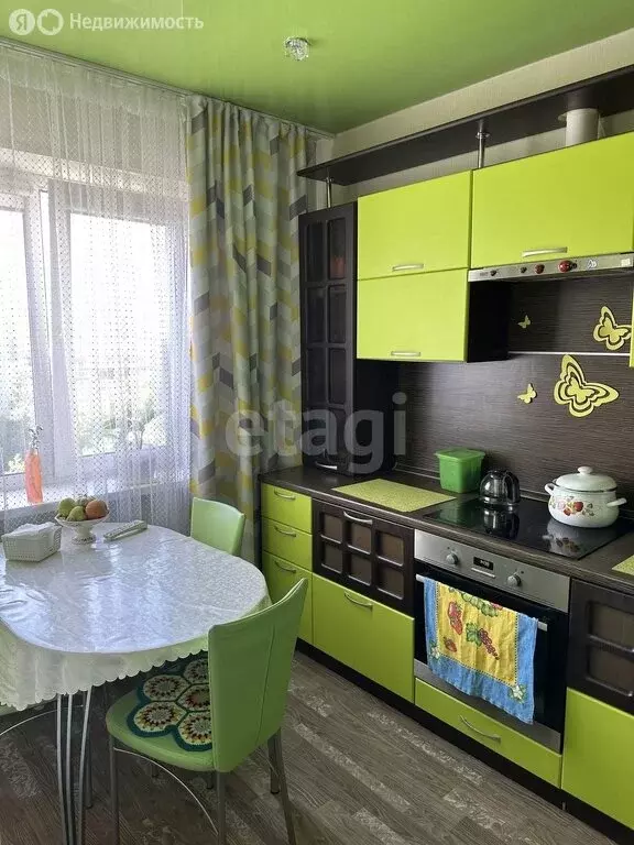 3-комнатная квартира: Озерск, бульвар Гайдара, 11 (65.2 м) - Фото 0