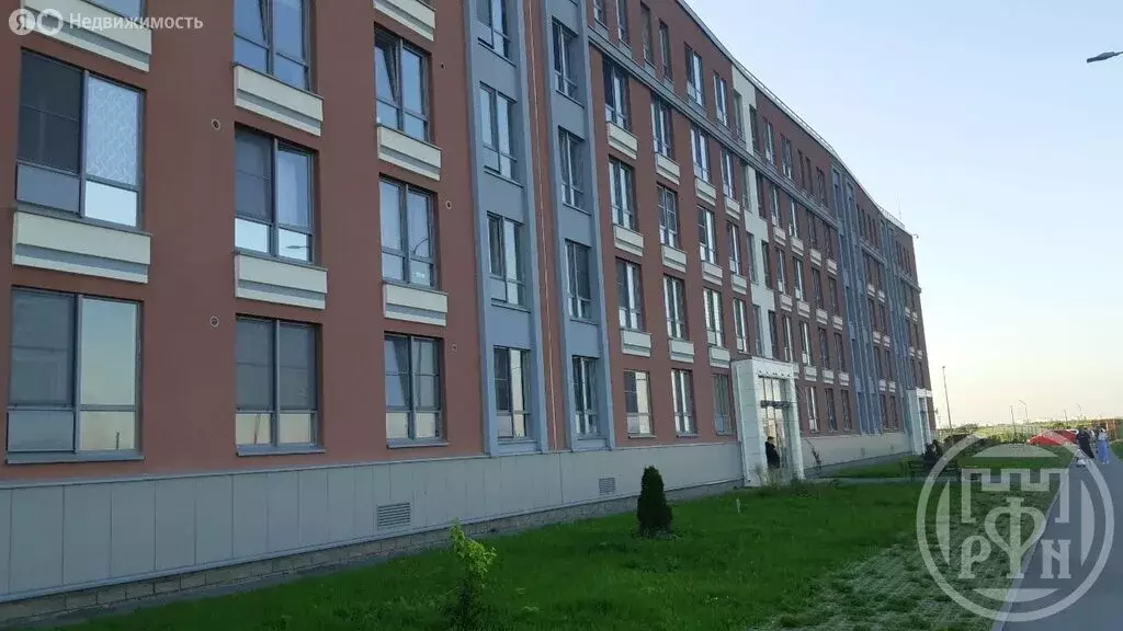 1-комнатная квартира: Шушары, улица Нины Петровой, 8к4 (36.7 м) - Фото 1