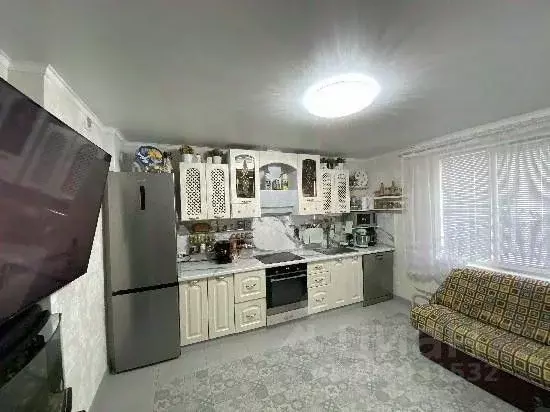 2-к кв. Самарская область, Тольятти Коммунистическая ул., 32Б (54.6 м) - Фото 2