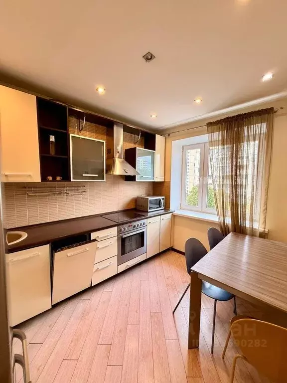 3-к кв. Москва Можайское ш., 32 (75.0 м) - Фото 1