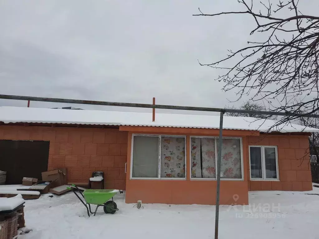 Дом в Свердловская область, Верхняя Пышма ул. Коммуны, 27 (65 м) - Фото 1