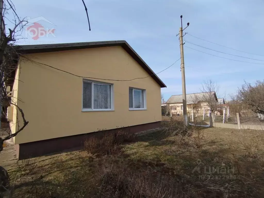 Дом в Крым, Черноморский район, с. Красная Поляна ул. Кирова (111 м) - Фото 2