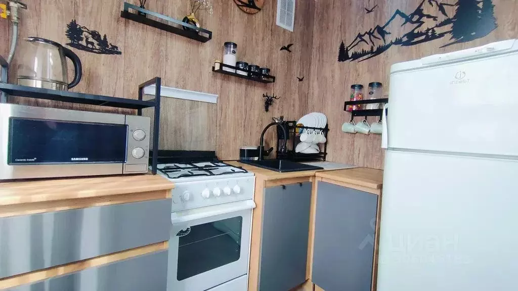 2-к кв. Мурманская область, Мурманск ул. Капитана Буркова, 21 (42.0 м) - Фото 2