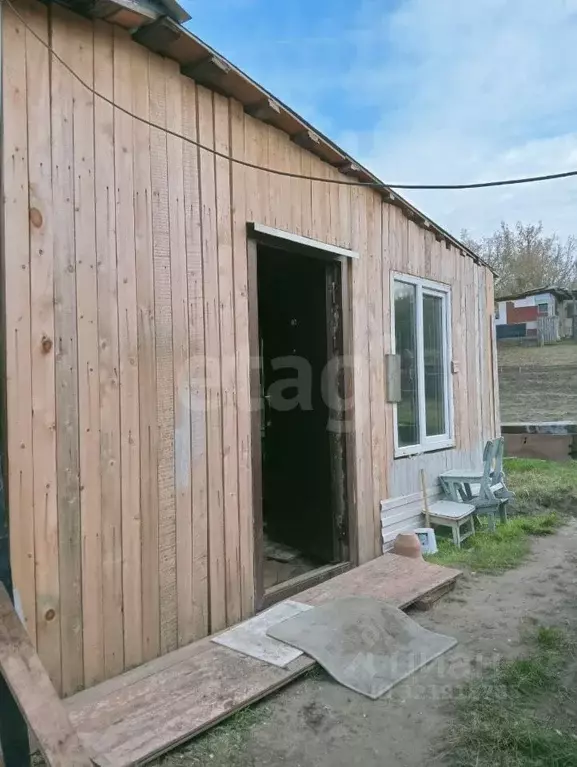 Дом в Красноярский край, Красноярск Верхняя Базаиха мкр,  (35 м) - Фото 1