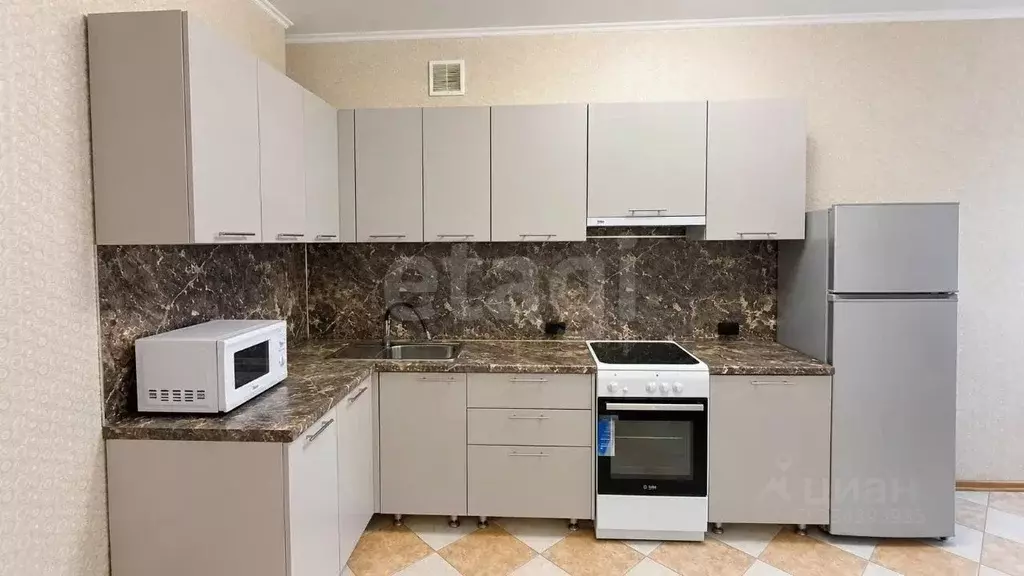 2-к кв. Татарстан, Казань ул. Мидхата Булатова, 5 (73.6 м) - Фото 1