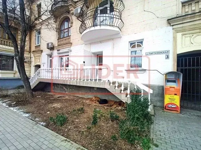 Торговая площадь в Севастополь ул. Партизанская, 3 (52 м) - Фото 2