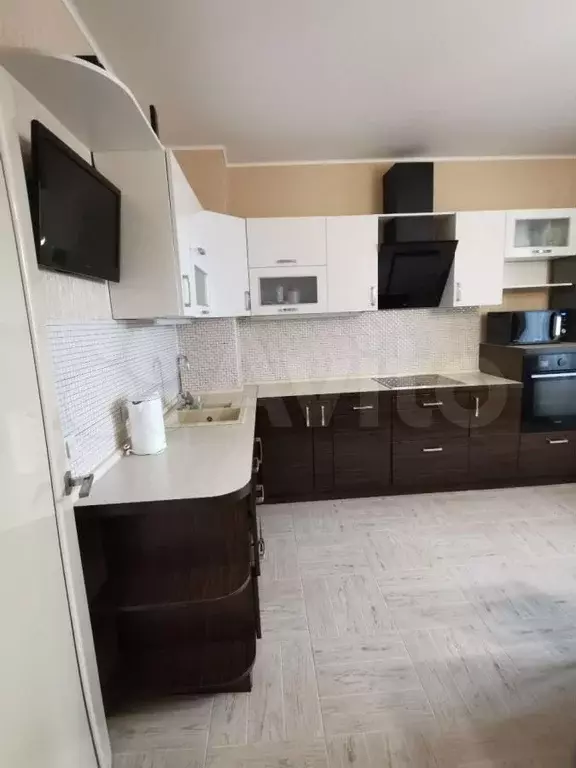 3-к. квартира, 85 м, 8/16 эт. - Фото 0