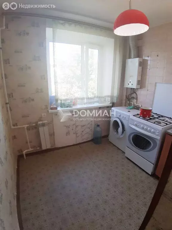 2-комнатная квартира: Новочеркасск, Комитетская улица, 61 (44 м) - Фото 0