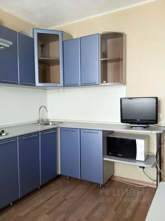 2-к кв. Пензенская область, Пенза просп. Строителей, 3А (50.0 м) - Фото 0